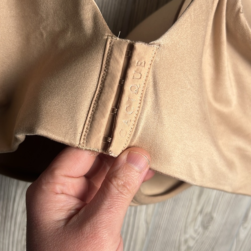 Women’s Cacique bra tan Size 48 DDD - Picture 4 of 4